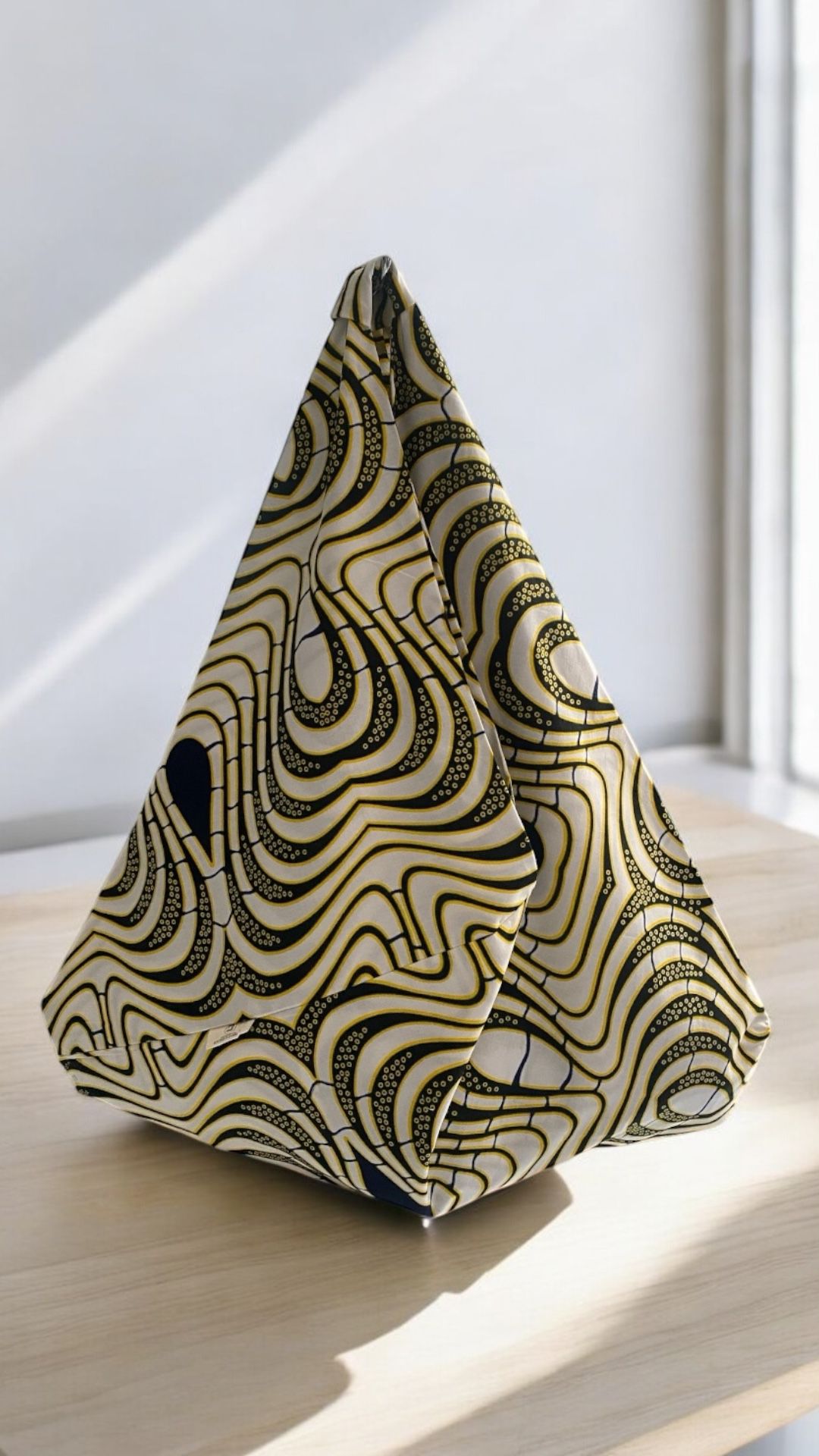 Sac Origami – Éclat Wax & Élégance Pliée