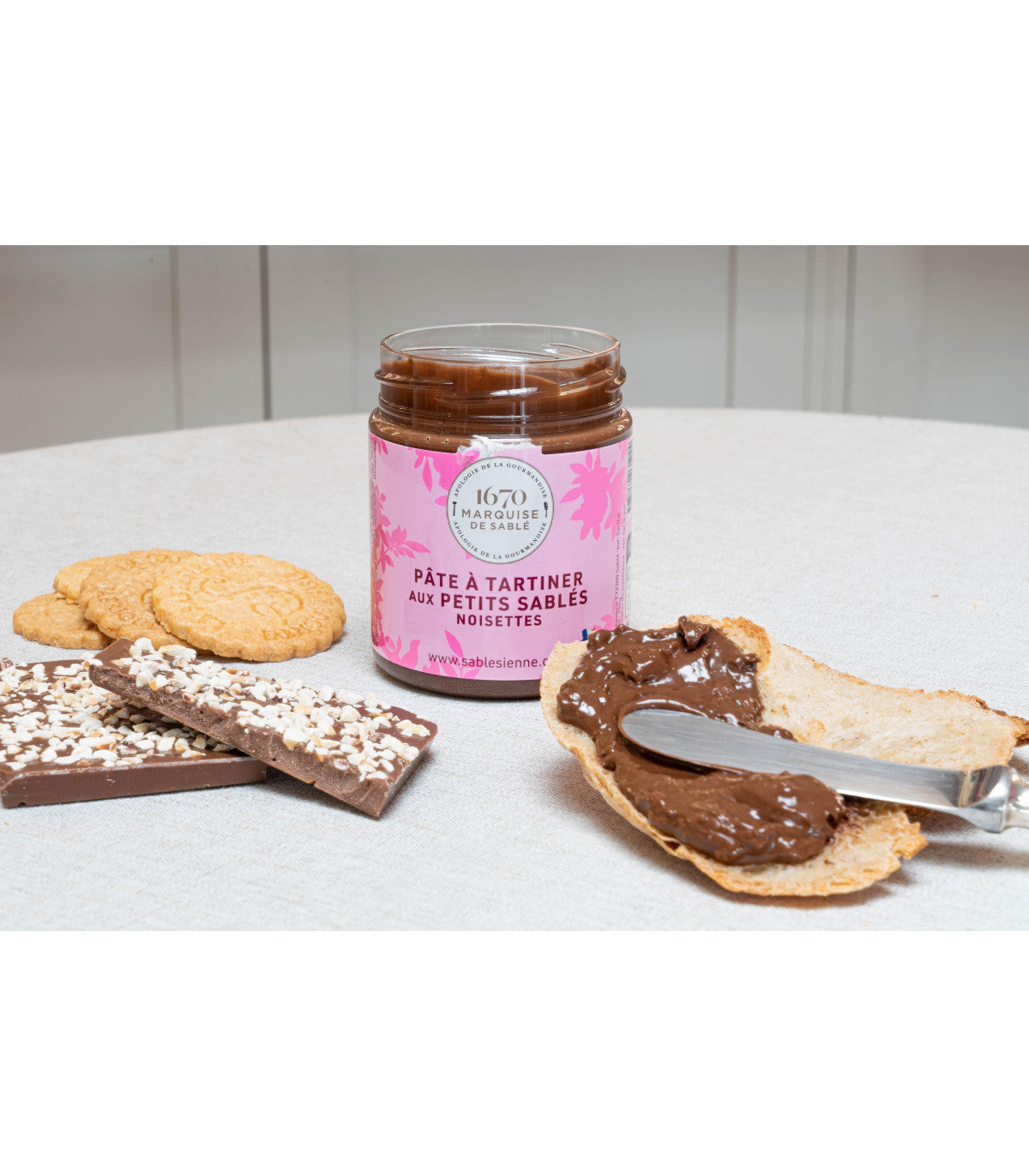 Pâte à tartiner Chocolat lait aux petits sablés noisettes 250g