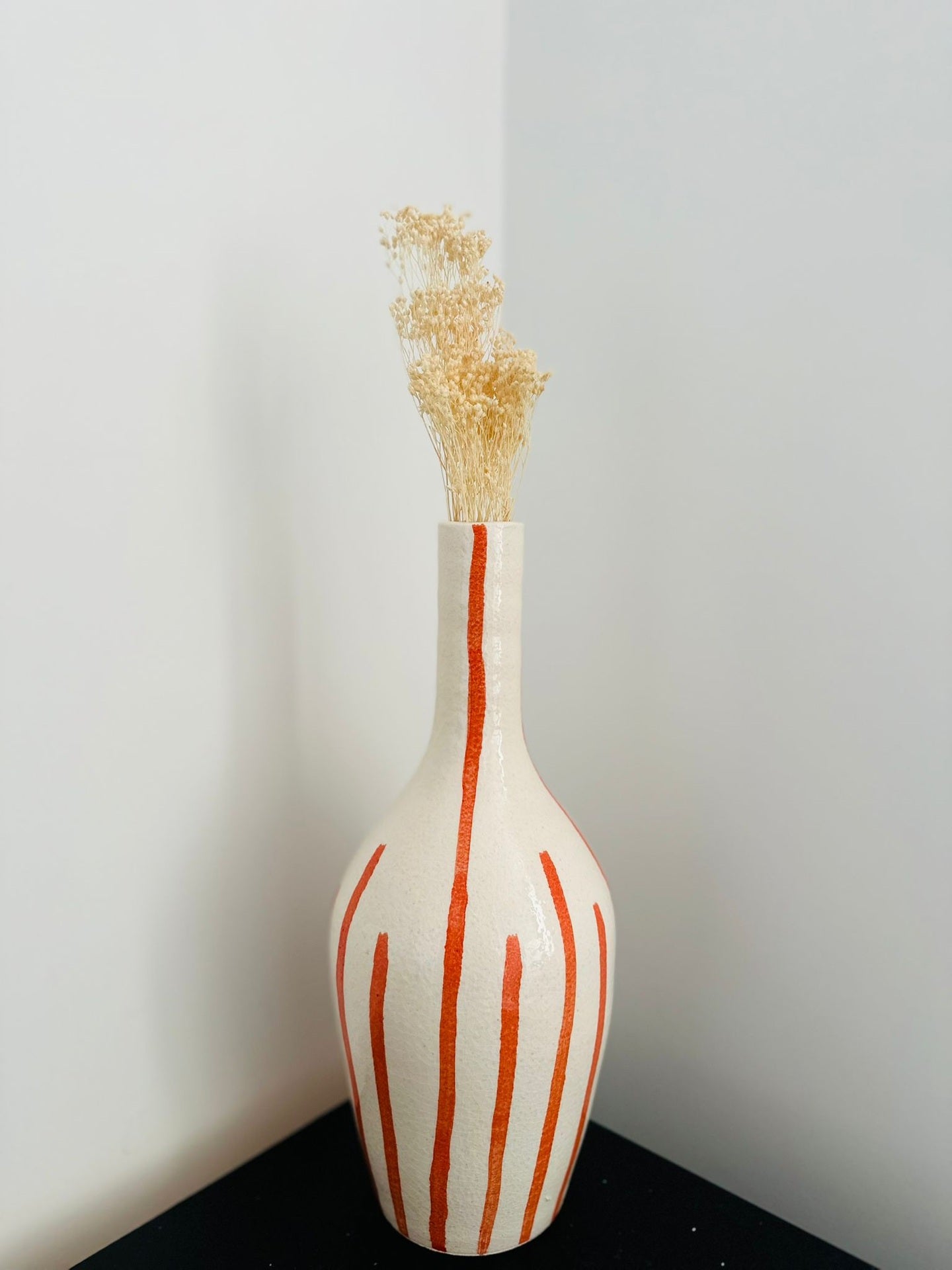 Vase céramique à rayures