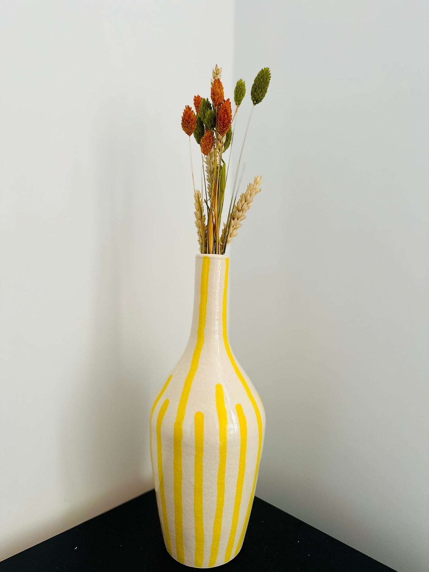 Vase céramique à rayures