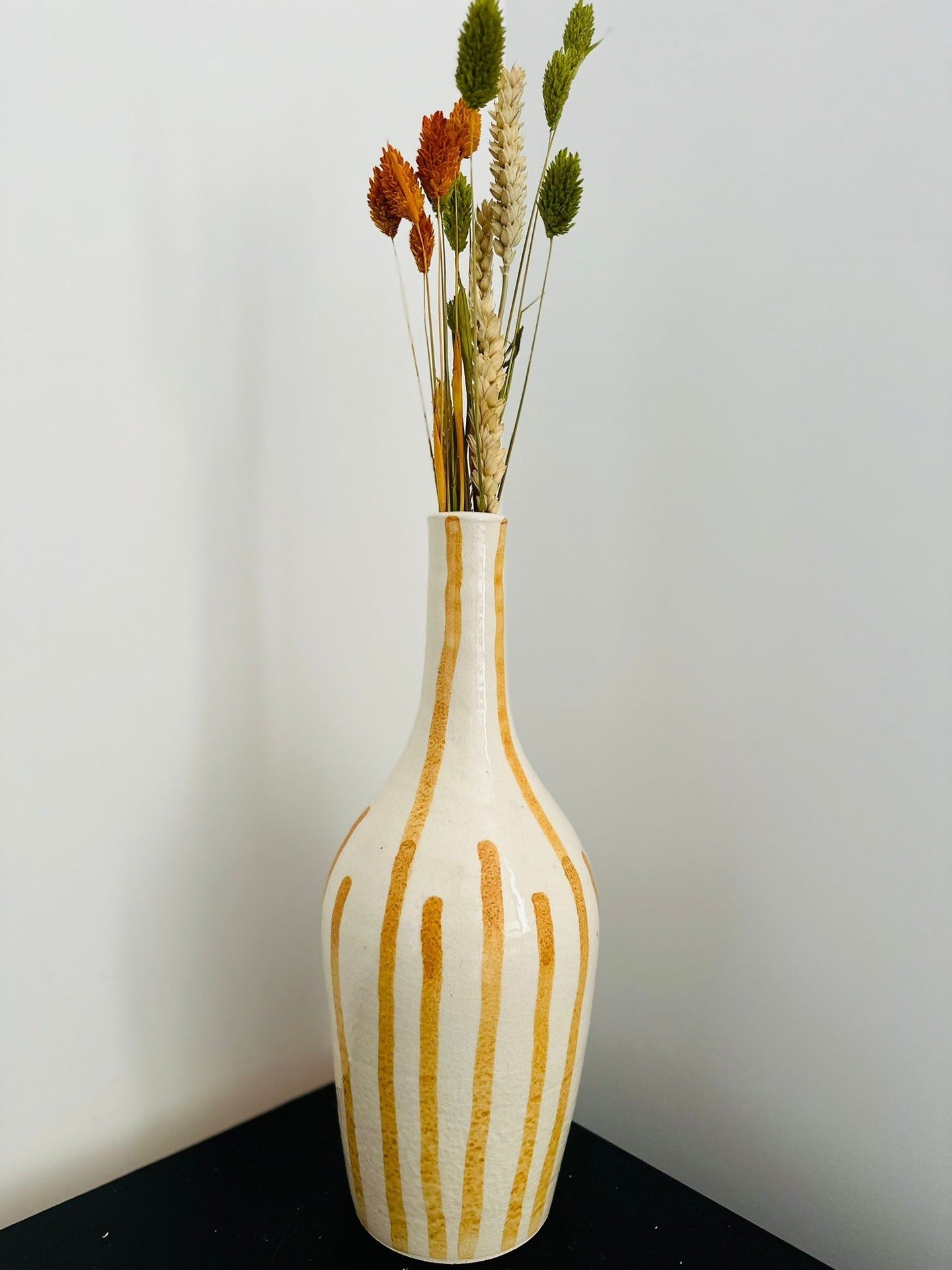 Vase céramique à rayures