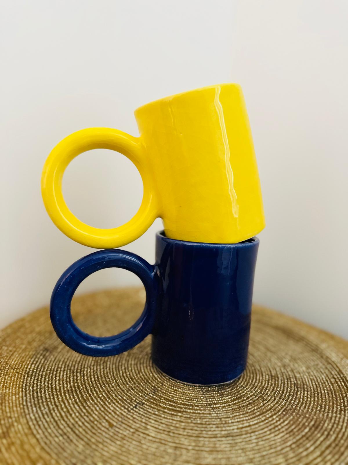 Tasses Eclatantes  - Jaune et Bleue