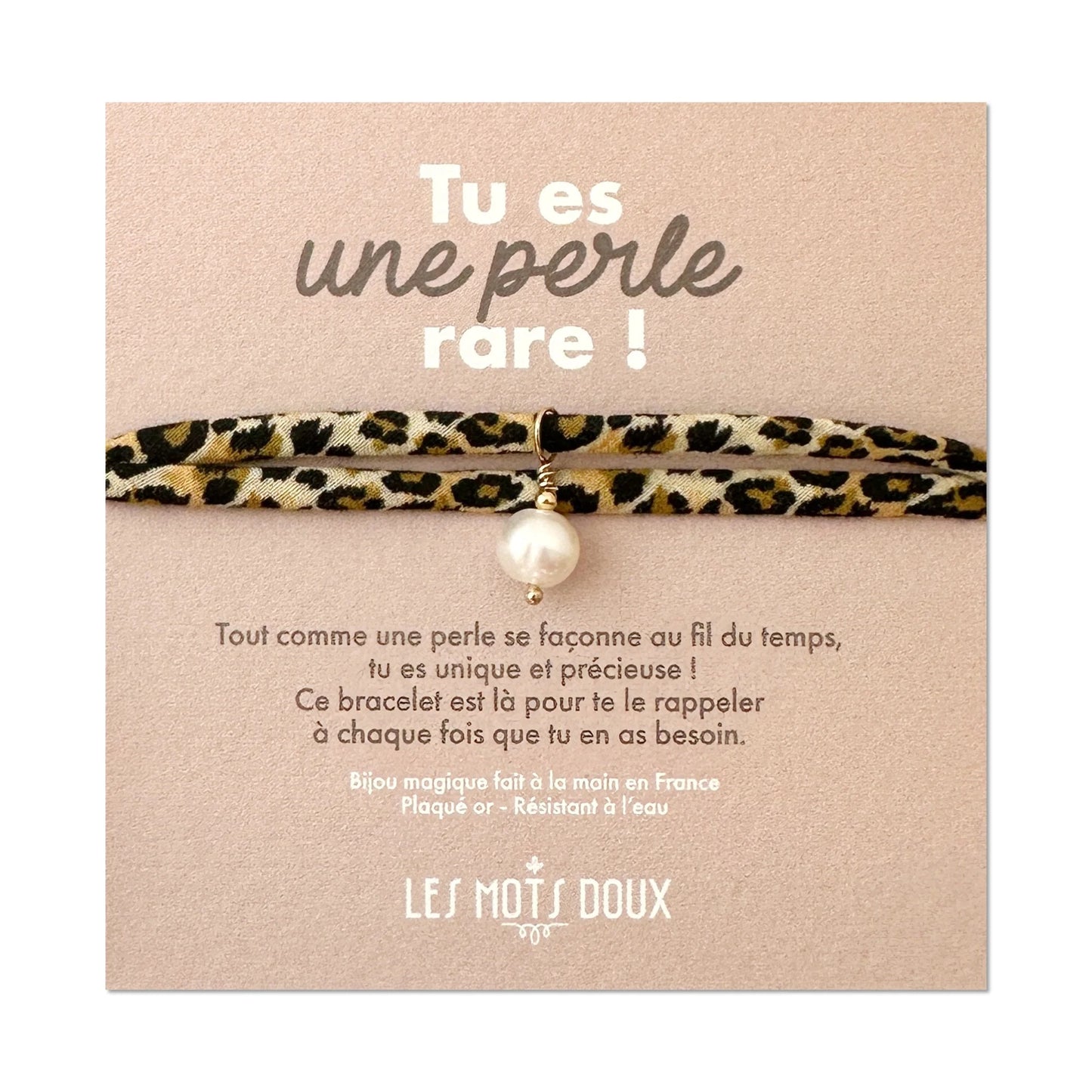 Bracelet breloque perle léopard doré