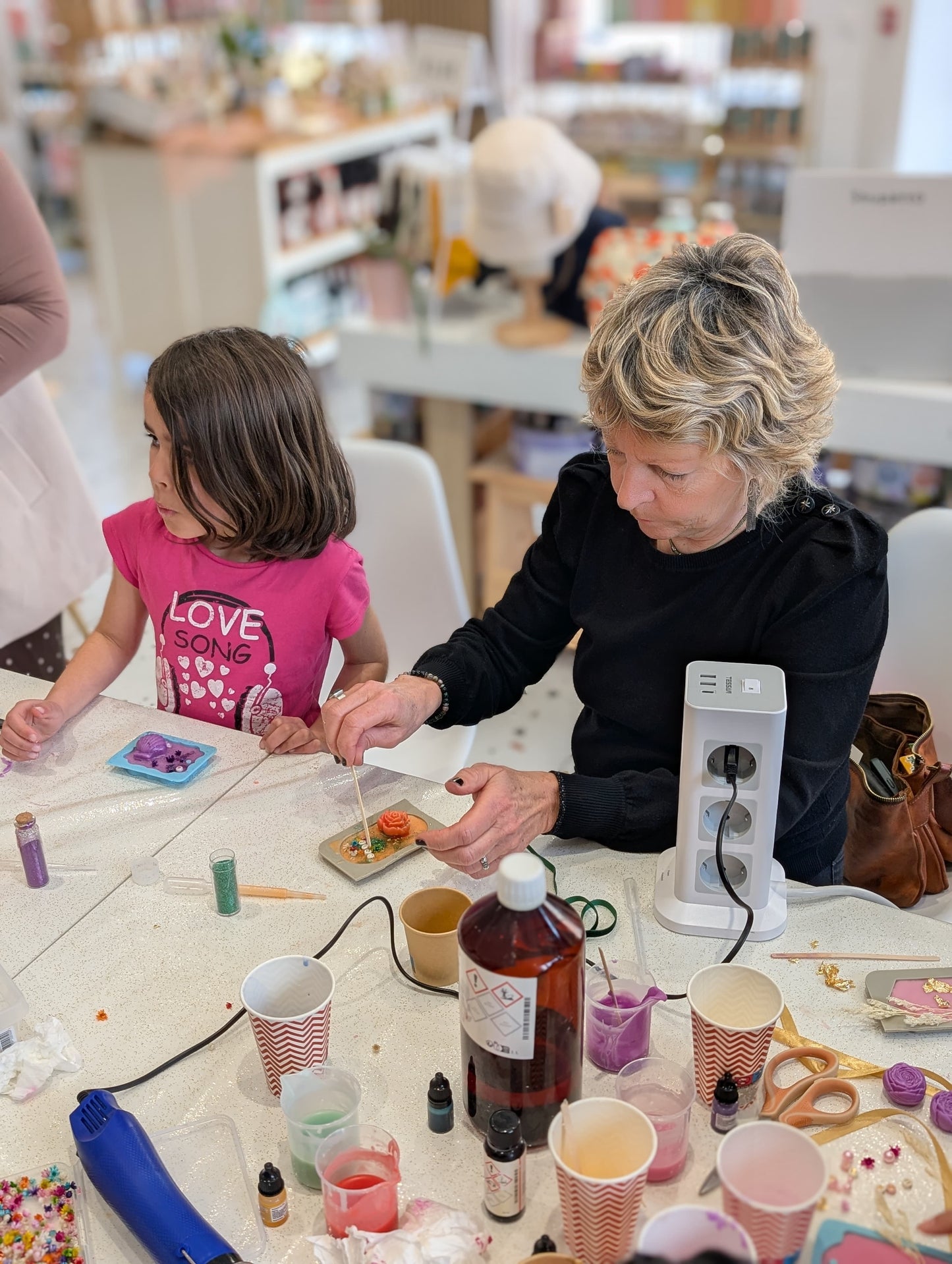 Atelier Bougie Parfumée à Message Caché – Spécial Fête des Mères💛