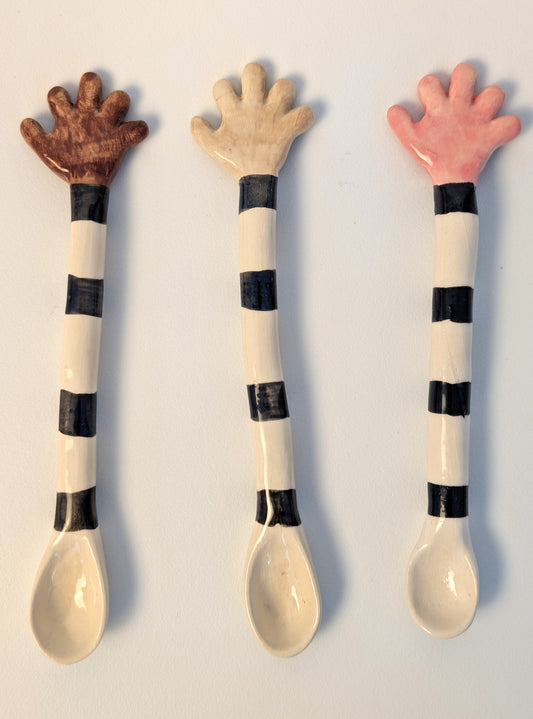 Cuillère mains high five