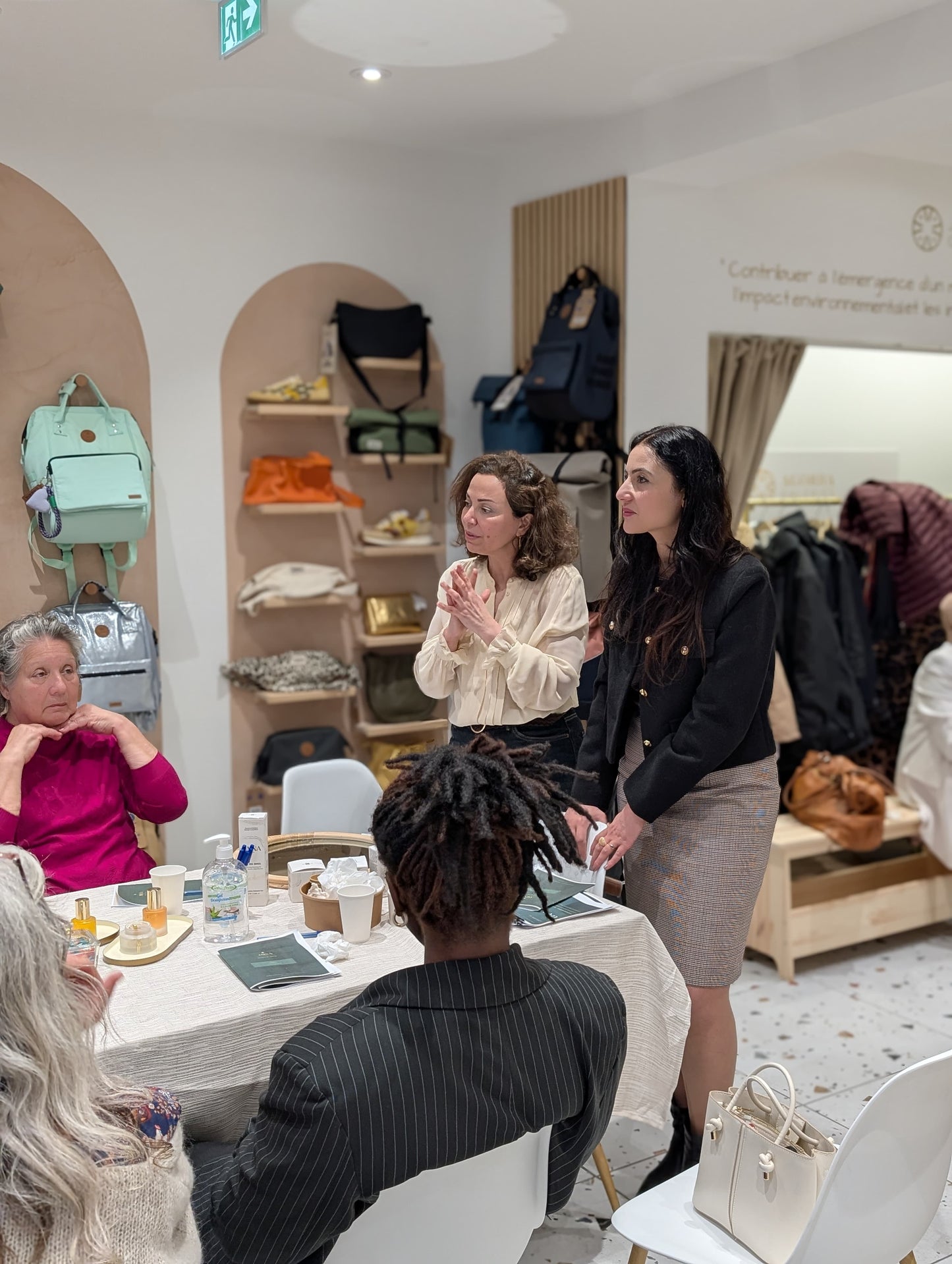 Atelier spécial Fête des Mères avec Jaina Paris: Les Secrets d’une Maternité Épanouie💫