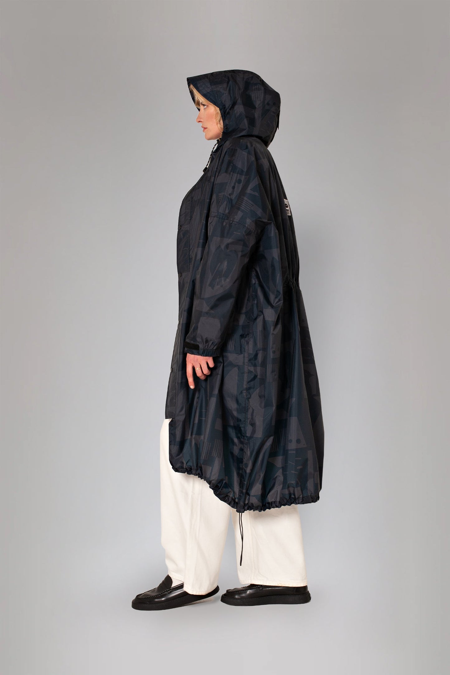 Rain Coat Manteau de pluie Back to Black