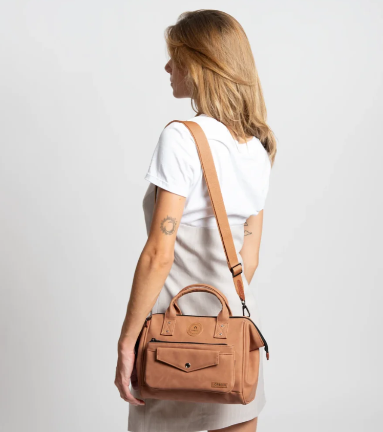 CROSSBODY ADVENTURER MOSCOW