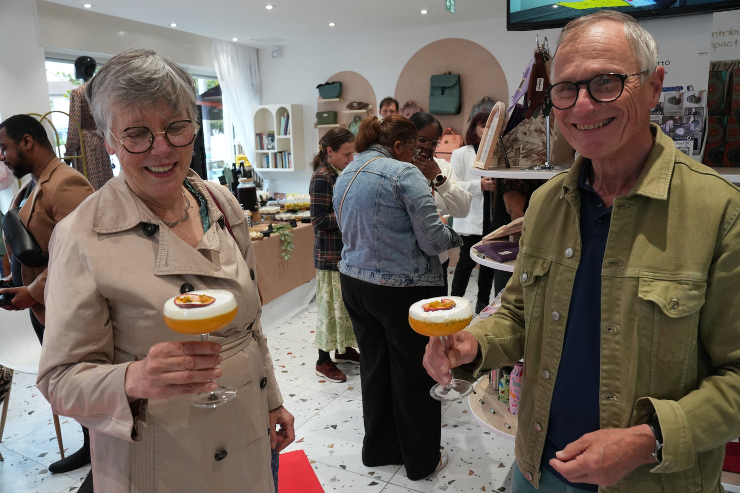 🎉 1 an d’AGORHA GALERIES- Dégustation & -20% en boutique sur une séléction d'articles le Samedi 25 avril dès 14h30