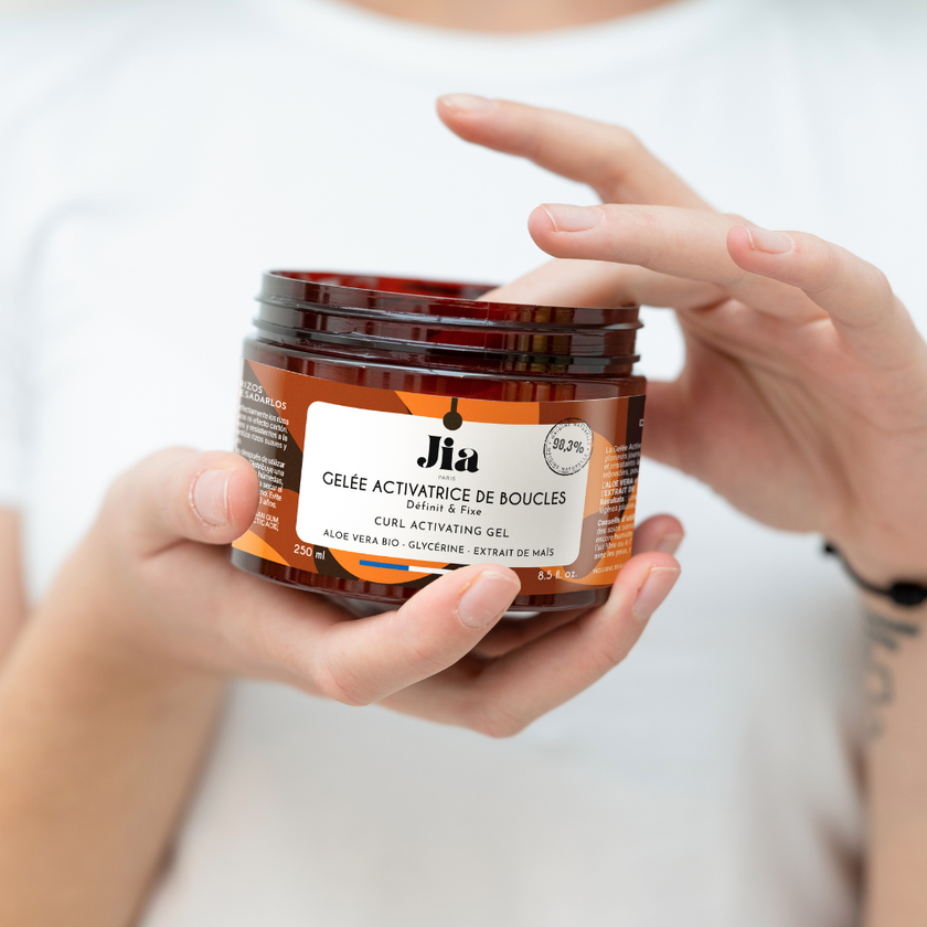 Gelée activatrice de boucles