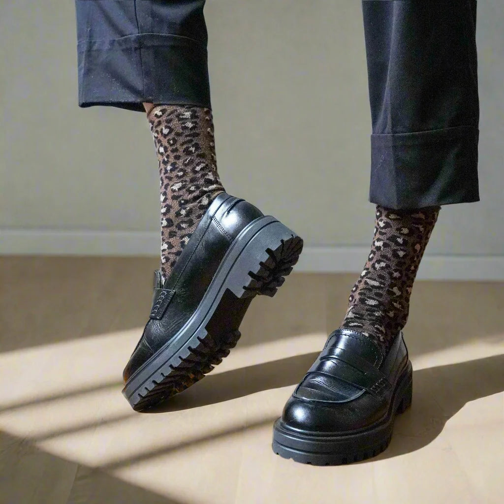 KLUE Chaussettes Lurex paillettes Léopard Marron