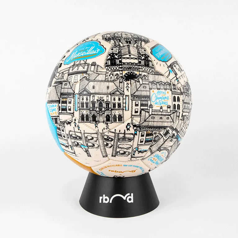 Ballon de football Olympique de Marseille x Docteur Paper