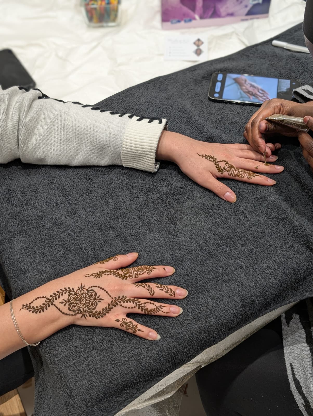 Atelier Henné en nocturne