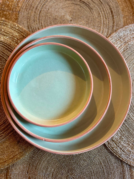 Assiettes terre & lumière – PISTACHE