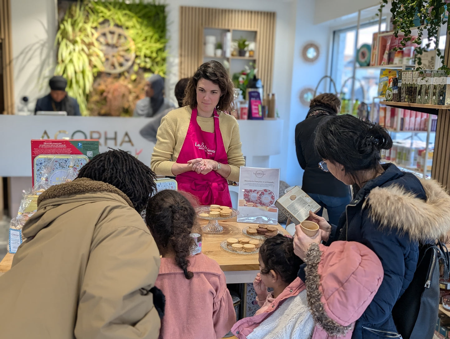 🎉 1 an d’AGORHA GALERIES- Dégustation & -20% en boutique sur une séléction d'articles le Samedi 25 avril dès 14h30