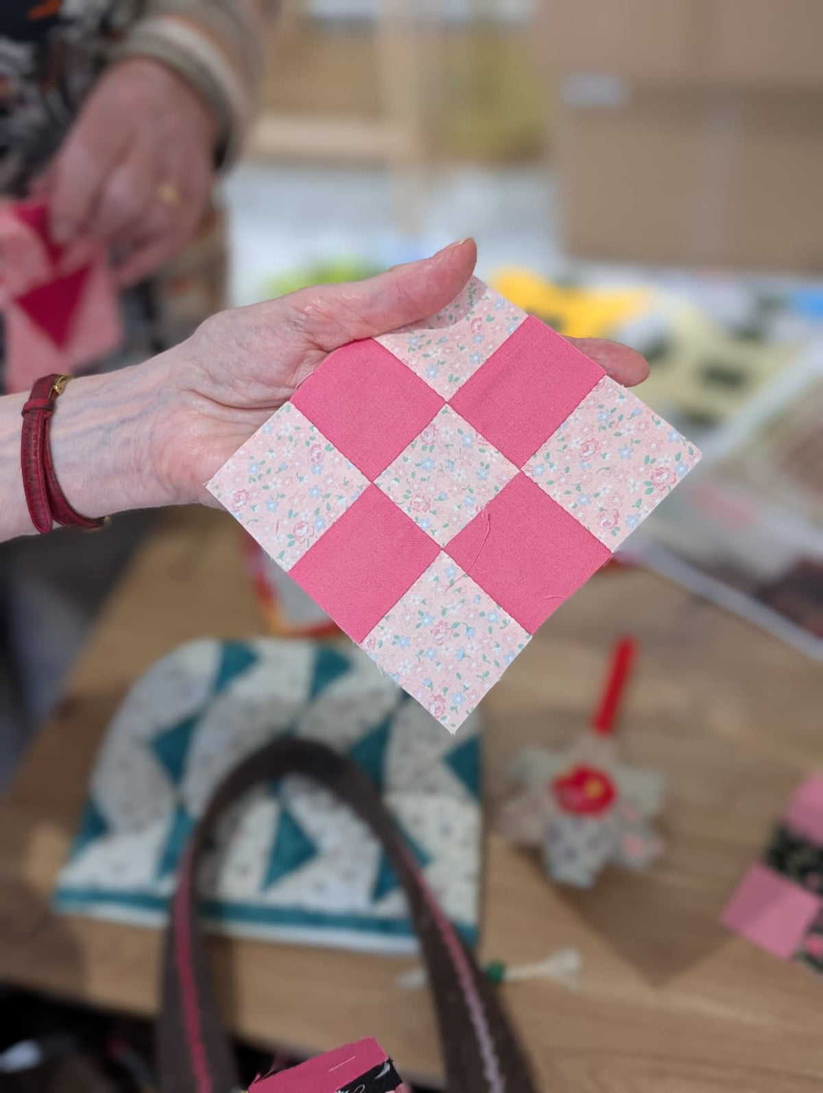 Atelier Initiation Patchwork 9 morceaux de tissu, mille possibilités !✨