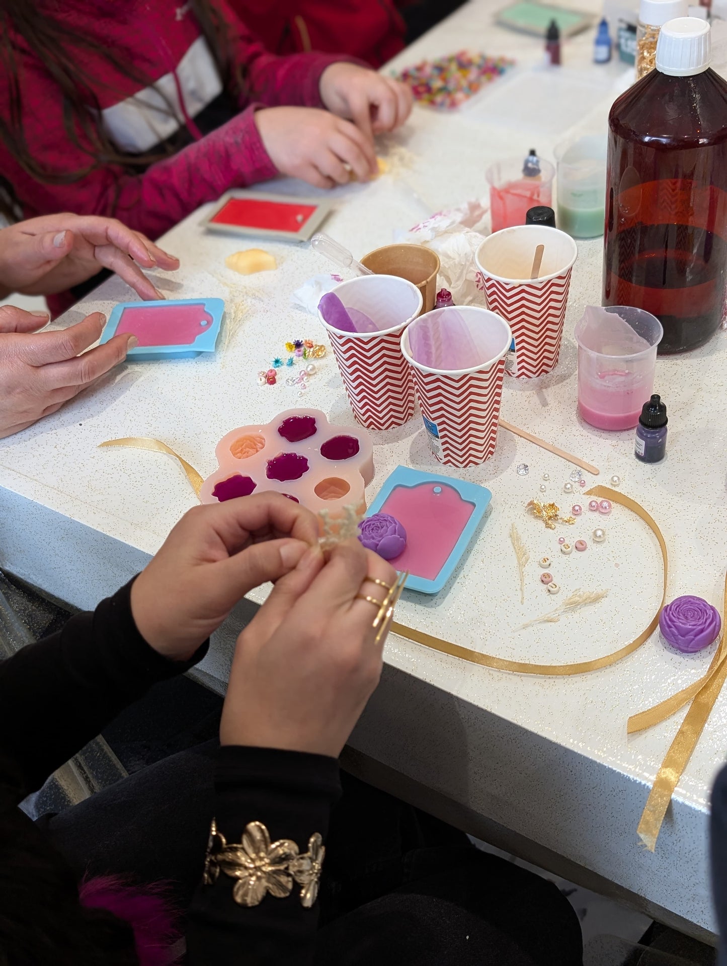 Atelier Bougie Parfumée à Message Caché – Spécial Fête des Mères💛