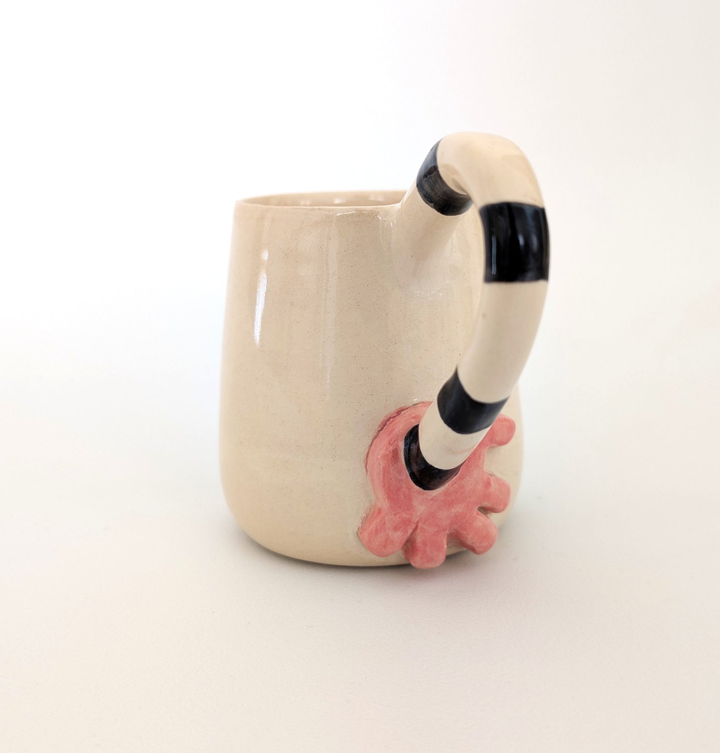 Les tasses mains
